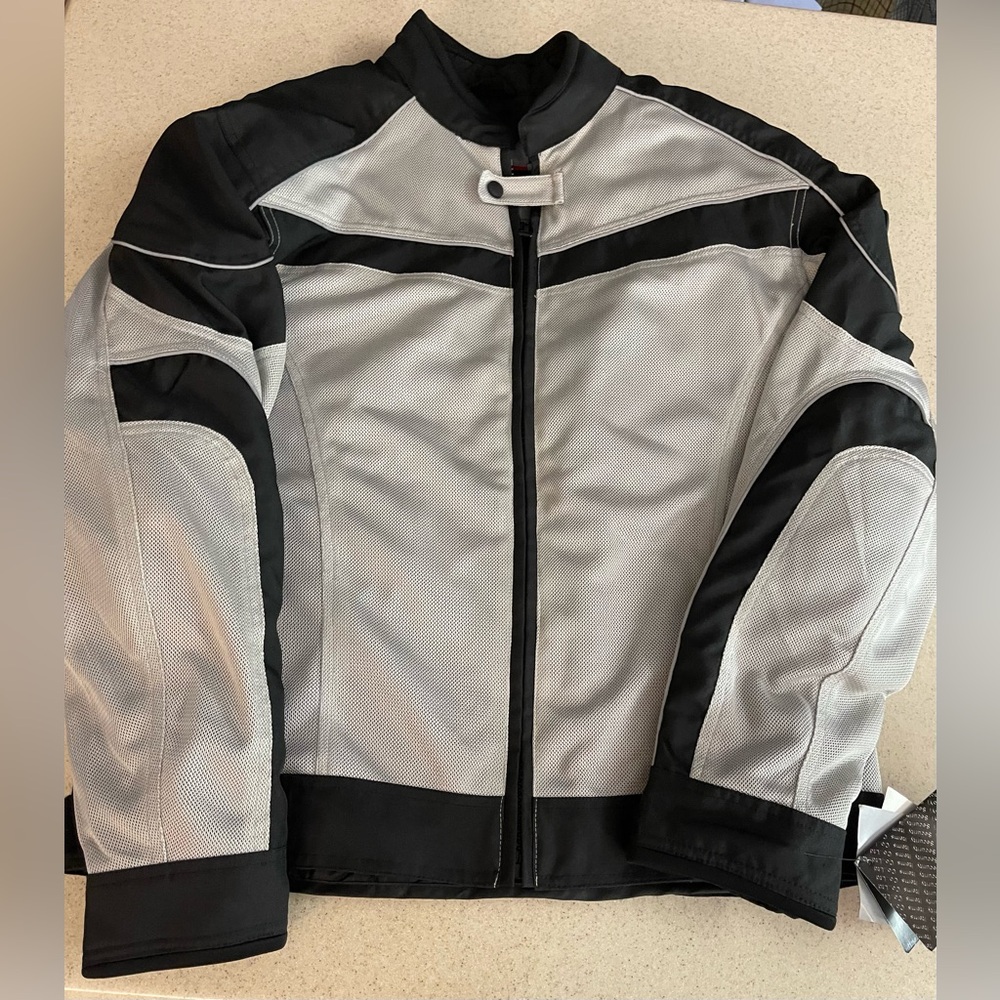 BILT NEW Men Motorcycle Jacket with removable Pads/size LT